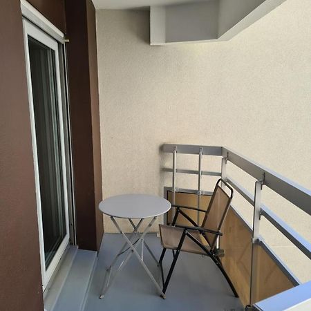 Chambre De 11 M2 Avec Balcon Paris Exterior photo